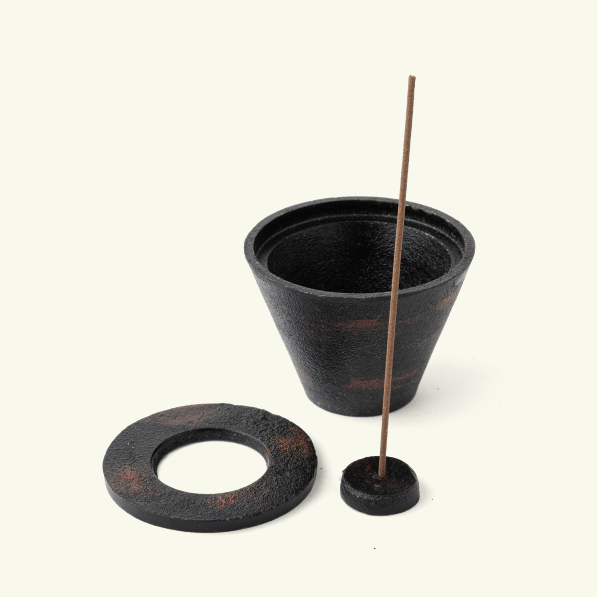 Suzu Cast Iron Japanese Incense Holder with Marble Sand